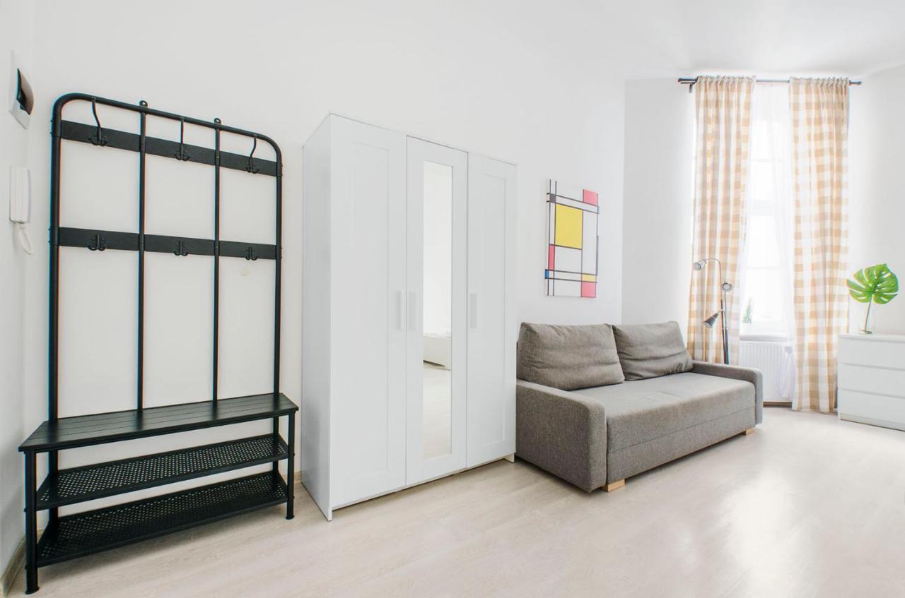 Cozy Apartments On Sierpnia Street 우치 외부 사진